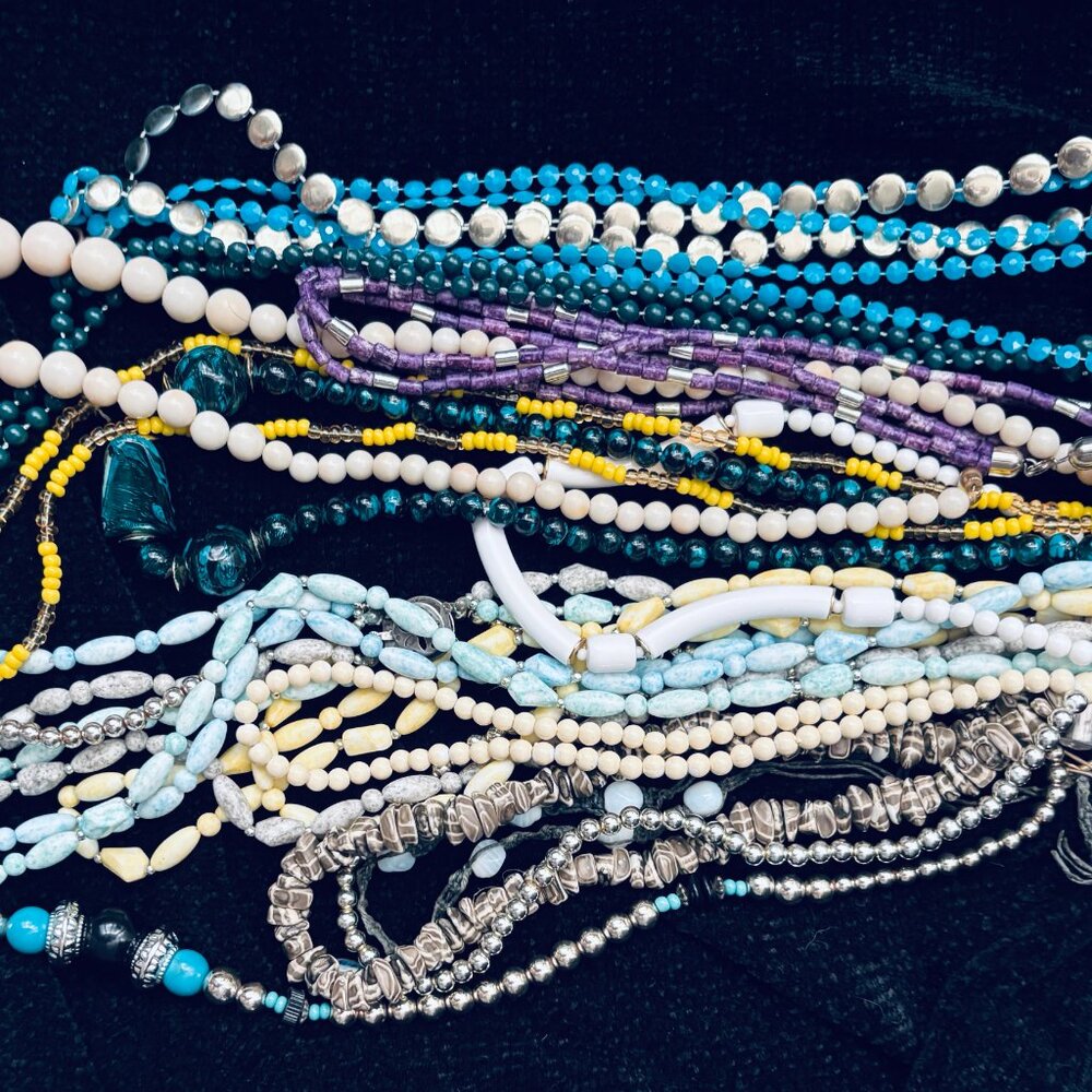 Vintage Beaded Jewelry Lot Wearable